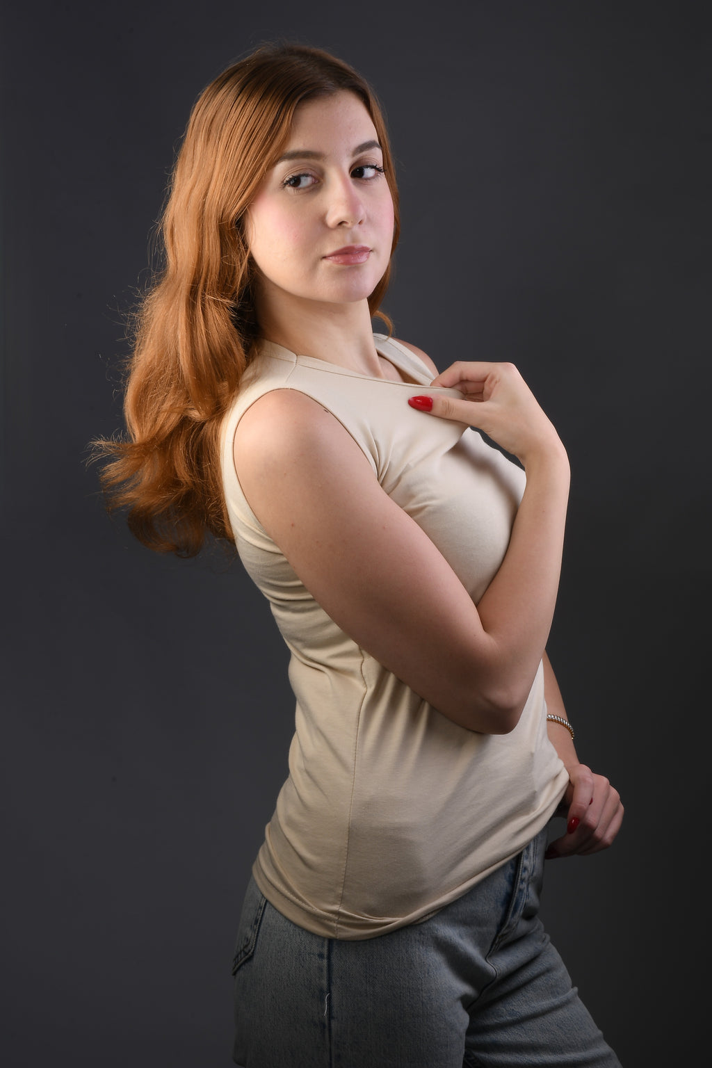 Sleeveless Basic top