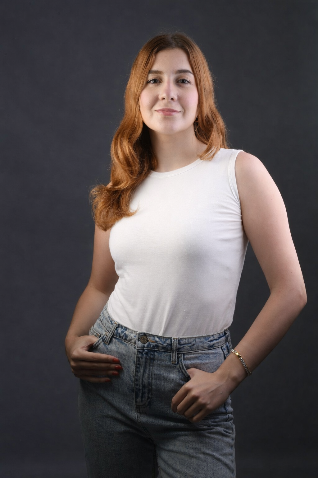 Sleeveless Basic top
